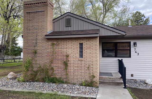 Walking distance to the famous Buffalo Bill Center of the West Museum in Cody Wy