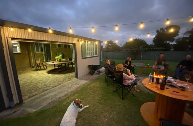 Walpole House is a cosy getaway by the Walpole inlet with a large backyard.