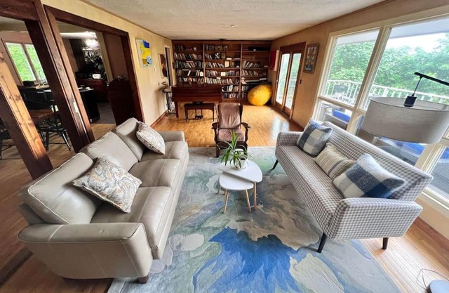 Water Front House in Eastport