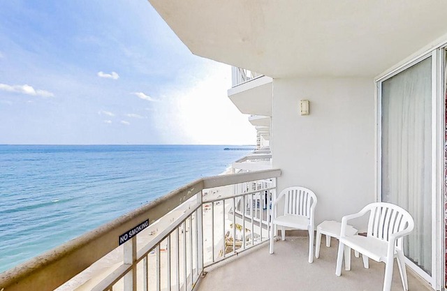 Water's Edge Resort 1002