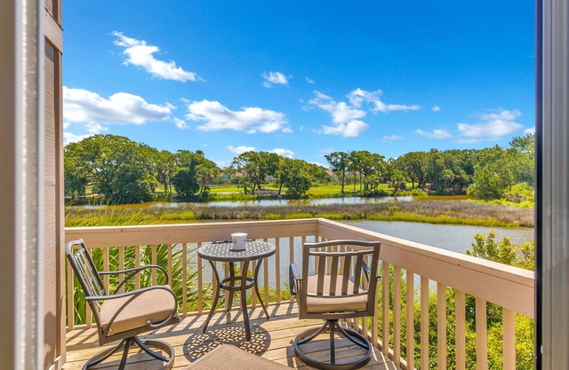 Water Views! Modern 2BR with Loft! Pet-Friendly!