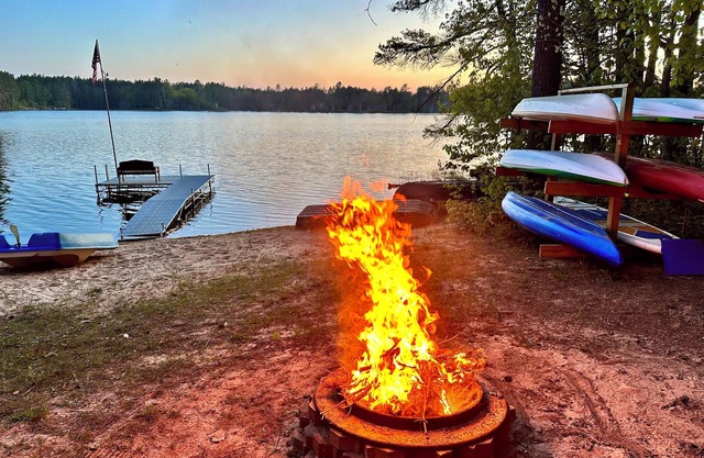 Waterfront Home Near Munising on Lost Lake