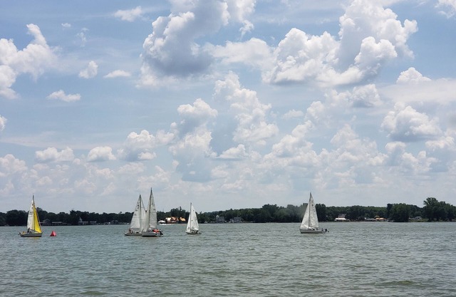 WATERFRONT house on Buckeye Lake Ohio with Boat Dock Available