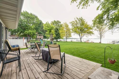 Waterfront Johnson Lake Getaway with Fire Pit!
