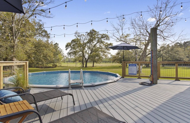 Waterfront Paradise with a Heated Pool & Fire Pit!