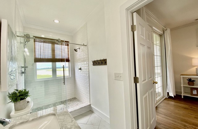 Waterfront Property with Million Dollar Sunset Views!