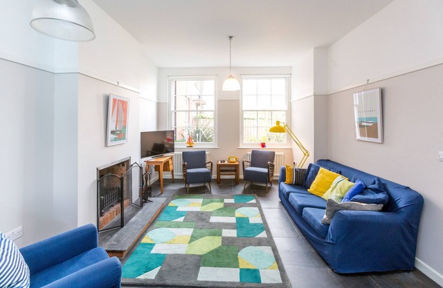 Watermans - sleeps 4 guests in 2 bedrooms