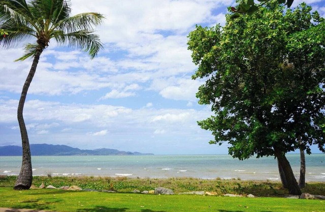 Watermark Luxury Pool | Oceanfront | 2Bed 2Bath Apt