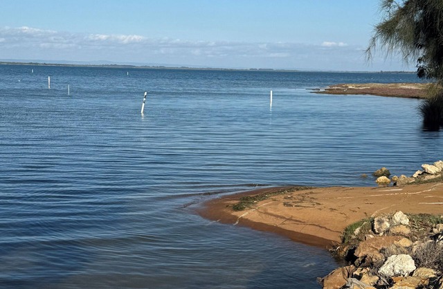 Waters Edge Retreat. right on the estuary shores