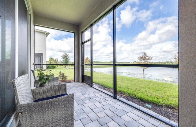 Waterview Luxury Retreat for 12!