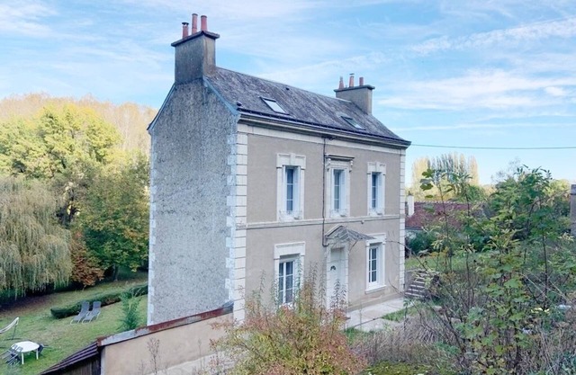 Weekend Home ★ Garden ★ Private access to the Loir
