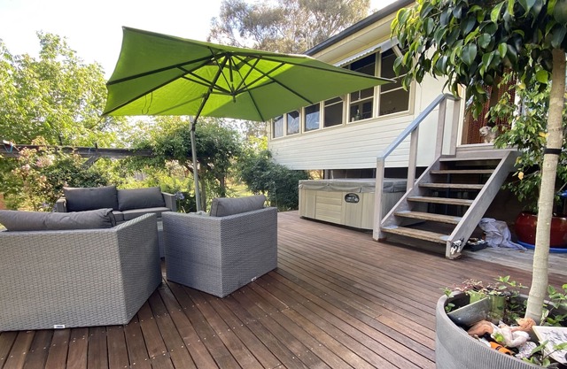 Welcome to Canowindra Country Cottage