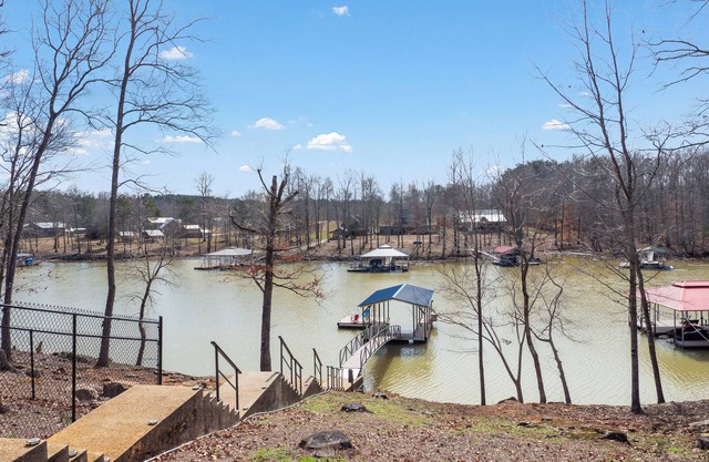 Welcome to Haven on the Lake!