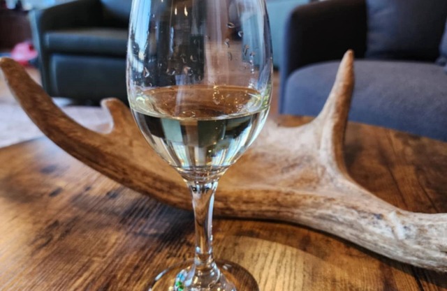 WELCOME TO "ON THE ROCKS" COTTAGEnnLakeside cottage near Acadia National Park!