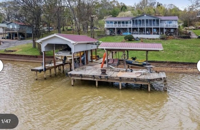 Welcome to our lake house on the beautiful Hiwassee River!