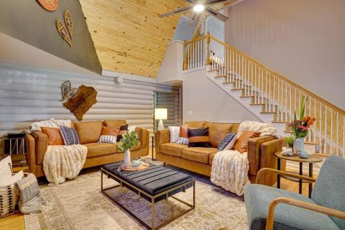 Welcome to The Alpine Luxury Cabin in the City