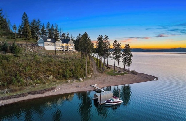 Welcome to The CDA Lakehouse at Pugh Point that offers tranquil luxury.