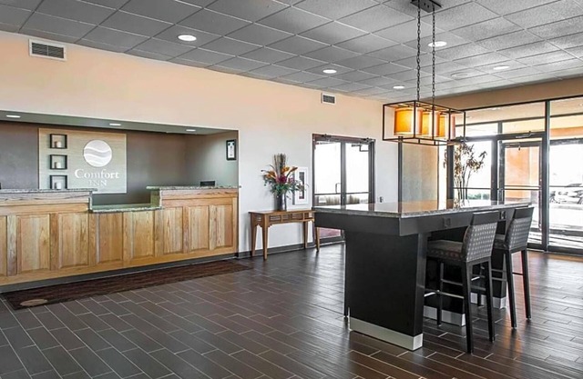 Welcome to the Comfort Inn hotel in Las Vegas New Mexico .