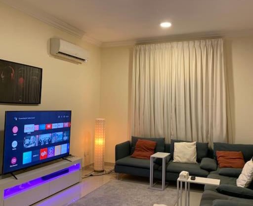 Welcome to the lovely 2-bedrooms enjoy staying.