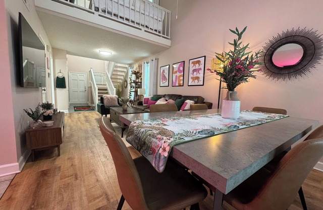 Welcome to Tiger Townhome!