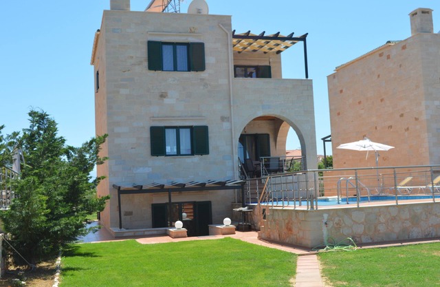 Welcome to Villa Alexandra!