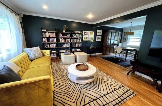 Welcoming Family Home close to everything - 5 Bdrms/3.5 Baths.