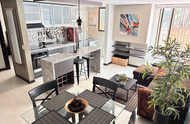 Well equipped close to Parque El Virrey