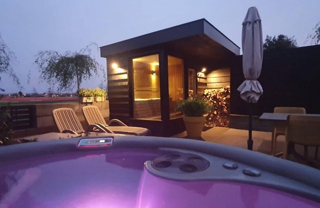 Wellness Lodge 5 Minutes from the Beach – Between Noordwijk and Zandvoort