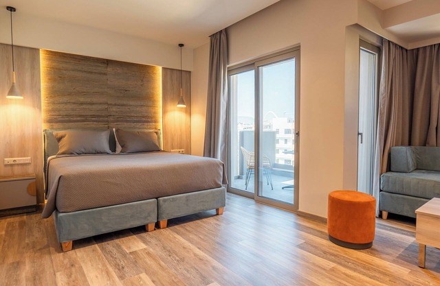 Wellnest Hotel