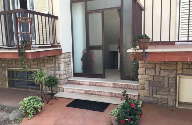 West garden: basement within walking distance of the sea