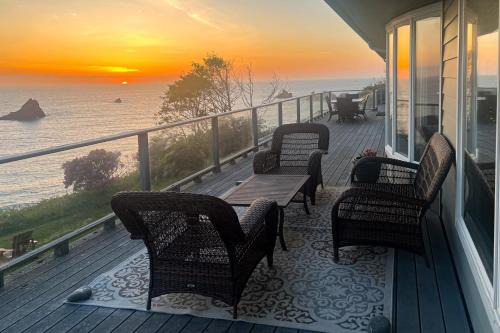 Whalerock Luxury Home