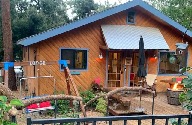 Wheelchair Access, Near Ski & Snow Play, Pets OK!