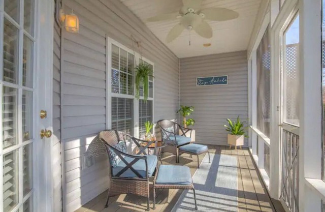 Whimsical 4 bedroom house with a cozy backyard