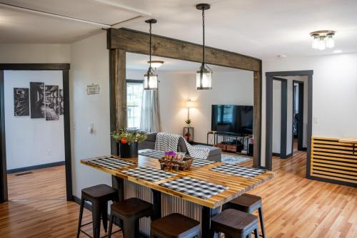 Whiskey Trails Cottage