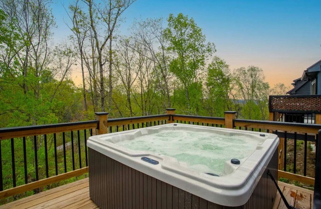 Whispering Pine Arcade + Lake Perks