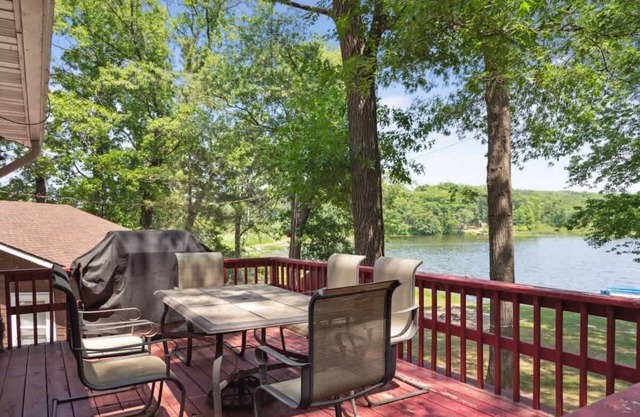 Whispering Pines Getaway on Spooner Lake