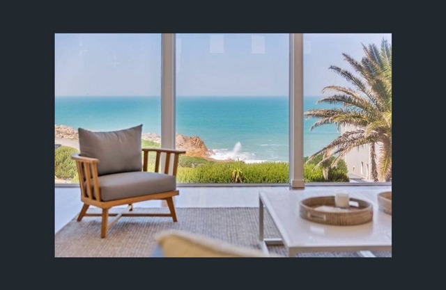 "Whitby" House by the Sea