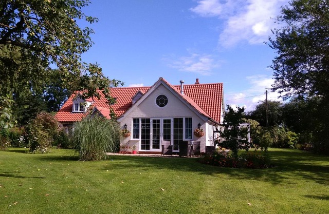 White Cottage B and B