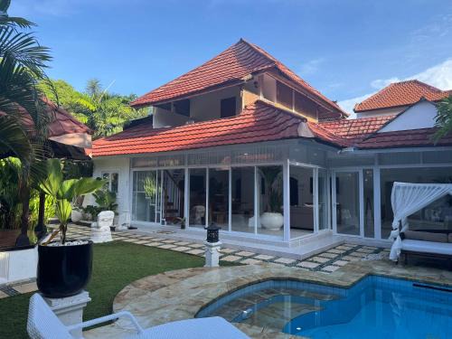 White Sands Private Villa