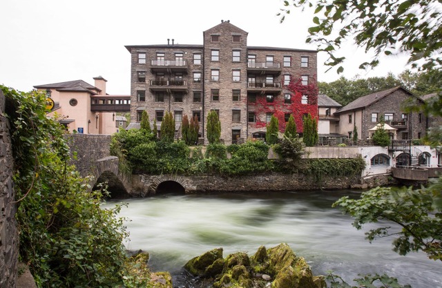 Whitewater Spa & Leisure Club