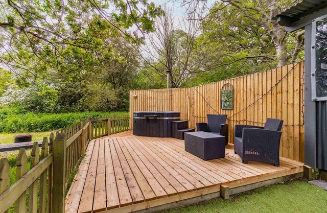 Whoa Stop - Norfolk Holiday Properties