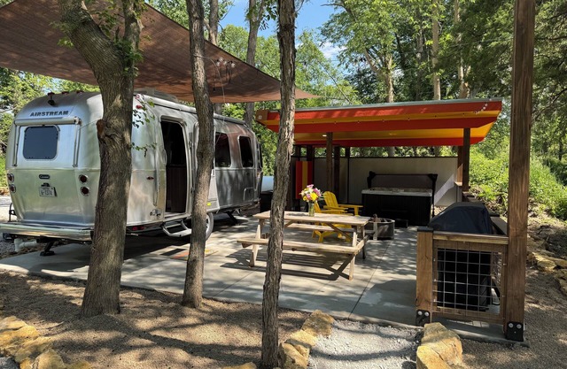 Wildflower Airstream with 4 Person Hot Tub