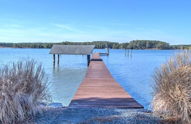 Willoughby - Over 10,000 SqFt, Indoor Pool, Grill, Sleeps 24!