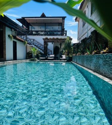 Win Hotel
