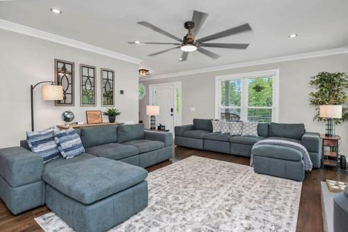 Winds of Lexington Sleeps 8