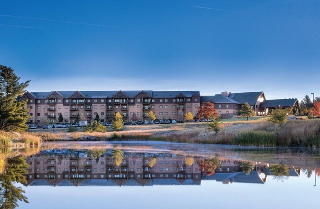 Wisconsin Dells Adventure! Glacier Canyon Resort w/Access to Water Parks!