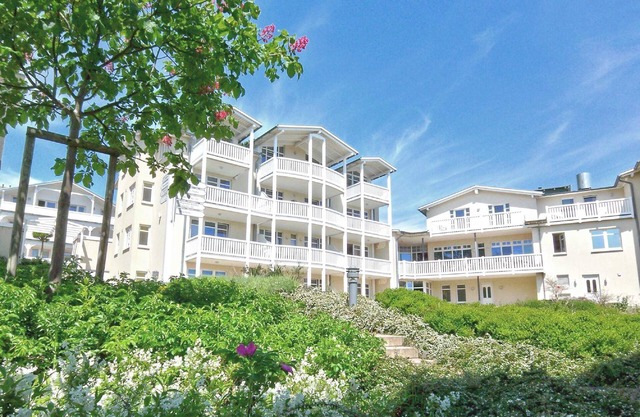 With sea view and balcony, use of swimming pool and sauna - Sea view apartment 22