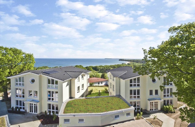 With sea view and terrace, use of swimming pool and sauna - sea view apartment 68