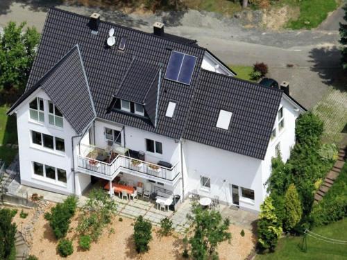Wohnung mit eigener Terrasse in Homberg, cleaning included