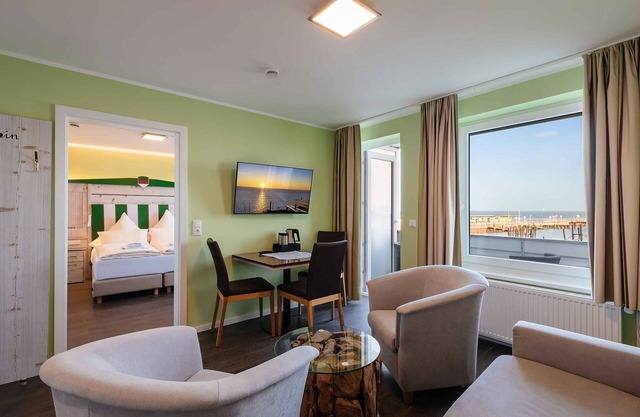 Wohnung zur Seeseite mit 2 Balkonen - Insulaner Ferienwohnungen